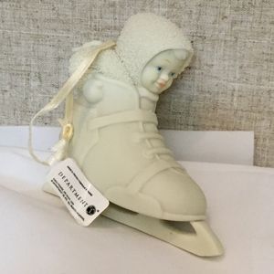 Dept 56 Snowbabies in Ice Skate Ornament NWT